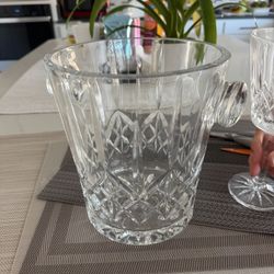 CRYSTAL ICE BUCKET 