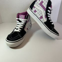 VANS Hi Top - Game board special edition Rare Men’s 6, Woman’s 7.5 