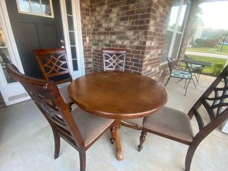 Dining Set with 4 Chairs!!