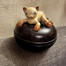 Vintage Cat Figurine Trinket Box – Whimsical Handmade Design