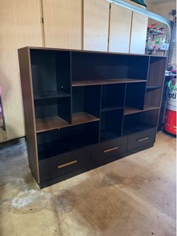 Wide Bookcase like new