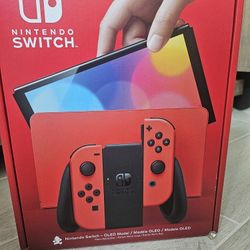 Nintendo Switch OLED Mario Edition 