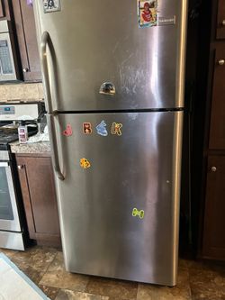 Frigidaire refrigerator