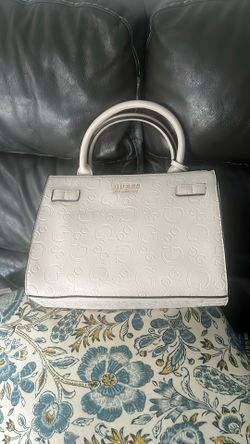 Brand New Guess Purse