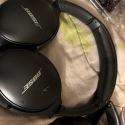 Bose QuietComfort noise cancelling headphones "QUIET MODE, Bluetooth, AppEq and treble control"
