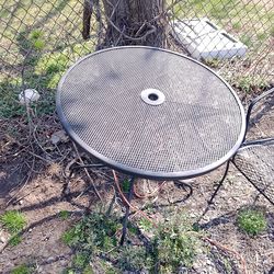 wrought iron patio furniture