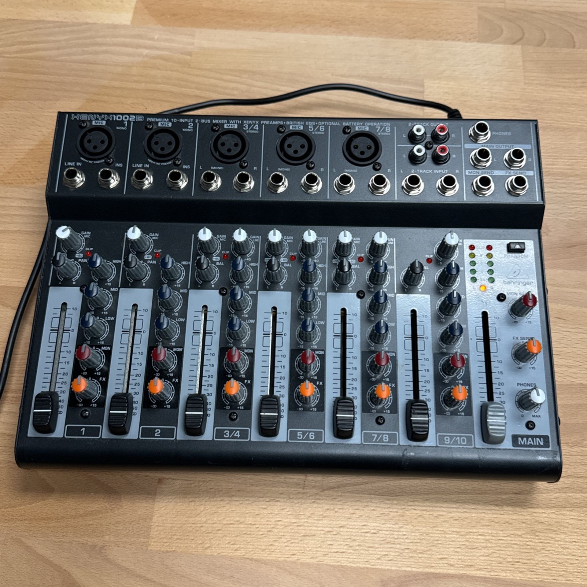 Behringer Xenyx 1002B