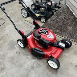 Craftsman Self Propelled Mower READ DESCRIPTION 