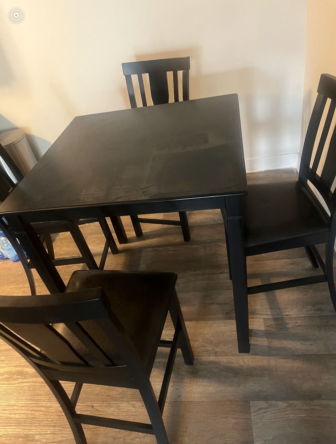 4 Dining Room Tables