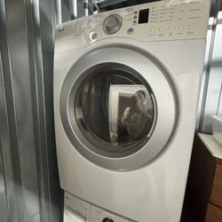 LG Front Load Dryer – Sensor Dry – Works Great 