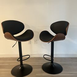 Set of 2 Barstools 