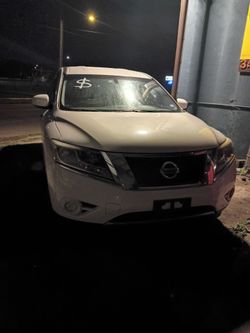 Nissan Pathfinder 2013