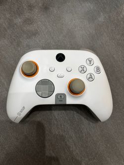 SCUF controller