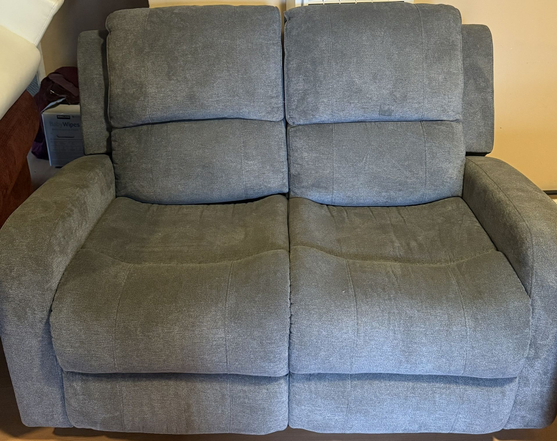 LA-Z-BOY Recliner Sofa