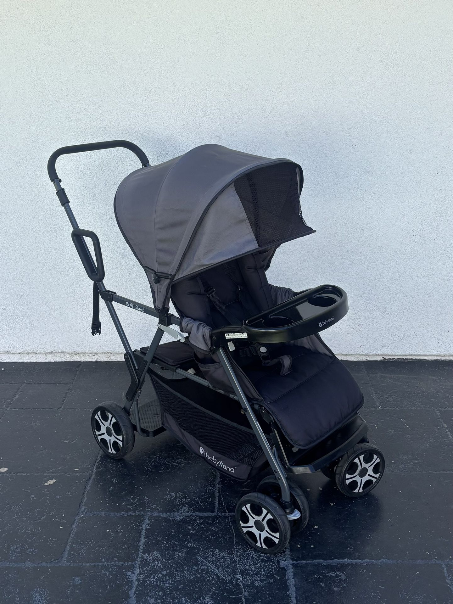 BABY TREND SIT AND STAND DOUBLE STROLLER!!