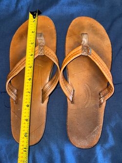 Rainbow Leather Flip Flop Sandals women’s size 7-8.5
