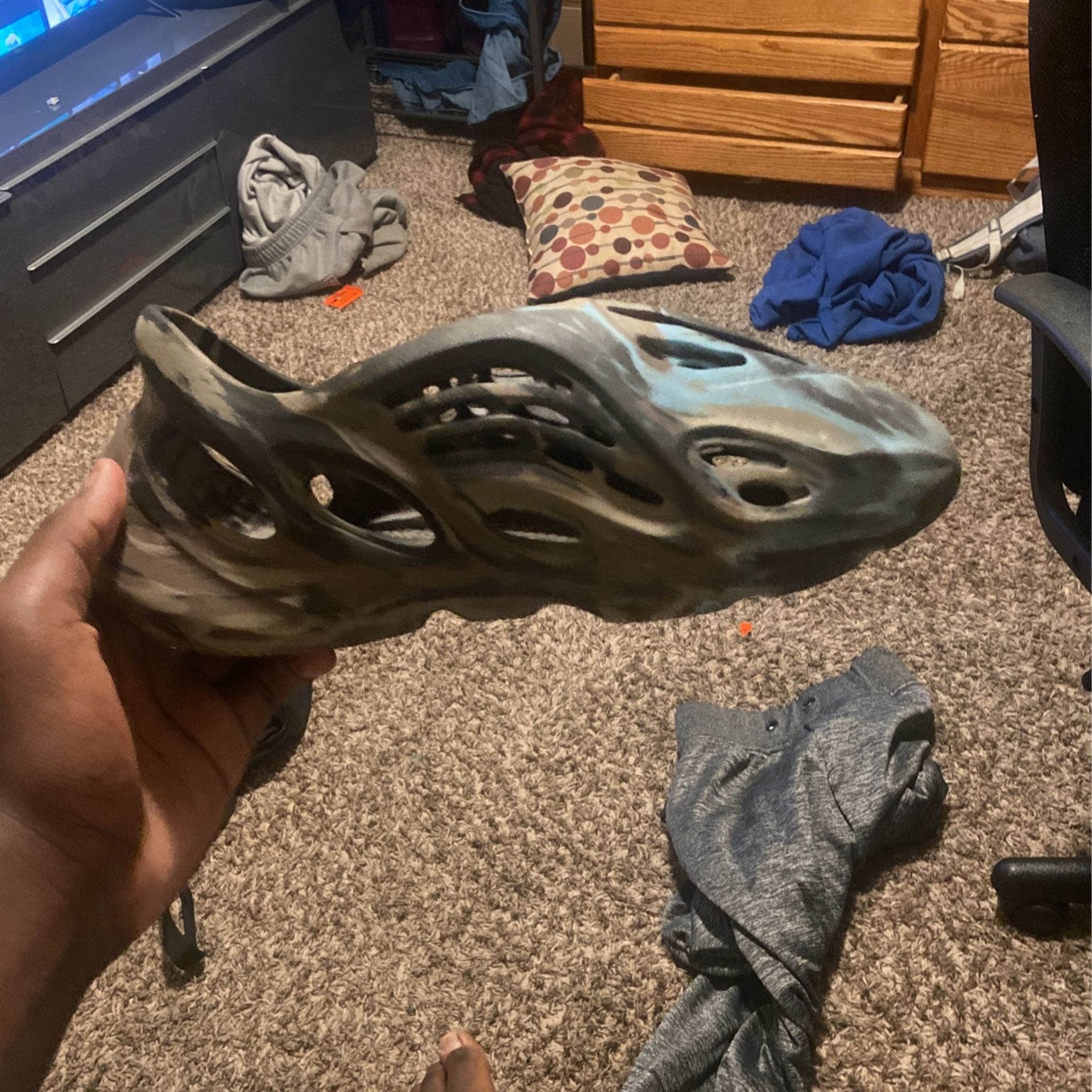 Camo Foam Runners YEEZY FOAM RUNNERS 'CLAY RED'