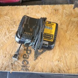 DeWalt 12/20 Volt Charger 