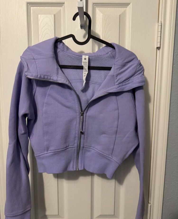 Lululemon Scuba Full-Zip Cropped Hoodie