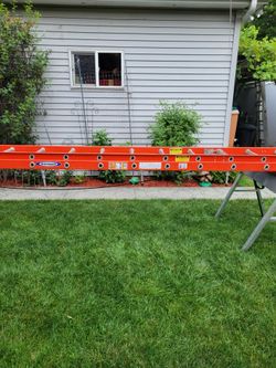 Werner 32ft Fiberglass ladder