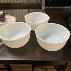Vintage White Glass Mixing Bowl’s