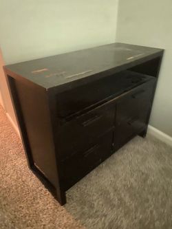 Mahogany dresser