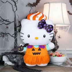 
Adorable Halloween! 💕👻🎃🎀HELLO KITTY®️🎀🎃👻💕19 inch- Plush Greeter


