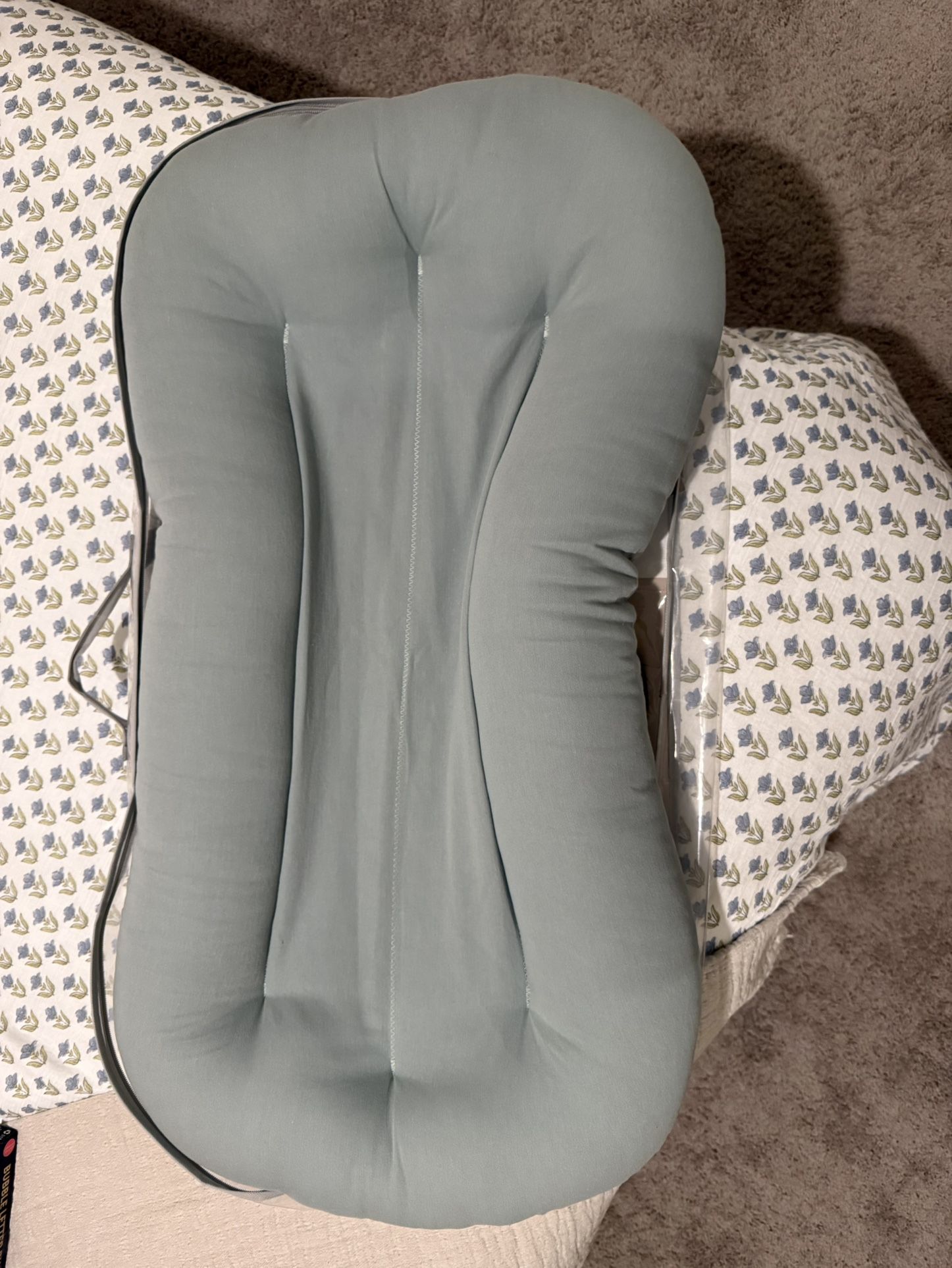 Baby Lounger - Snuggle me