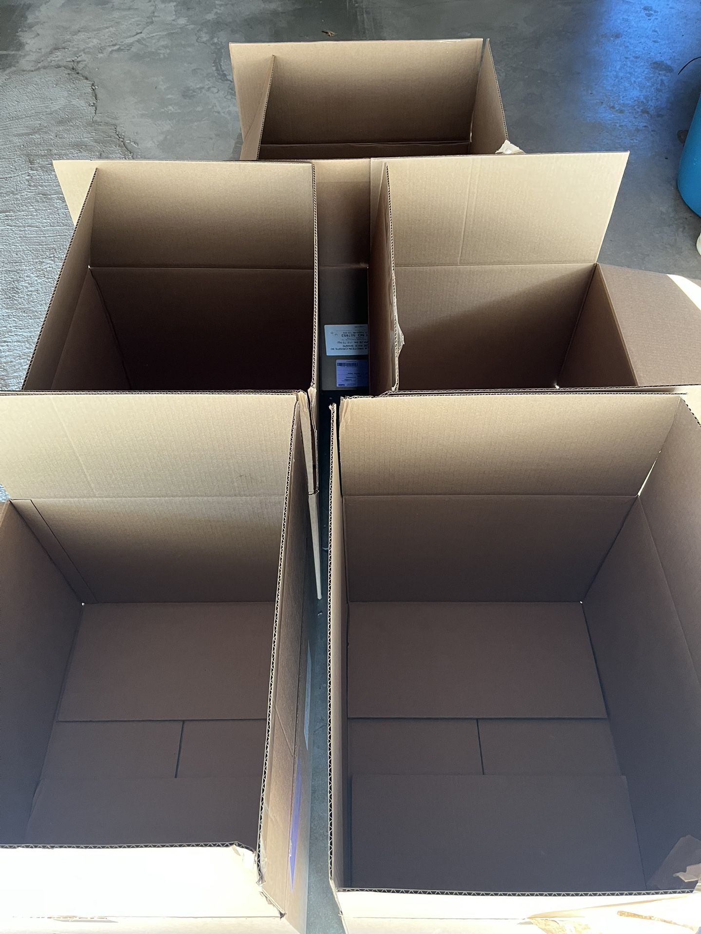 5 Large Boxes For $19.00 large moving boxes