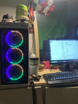 Gaming Pc ( Entire Streaming Setup)