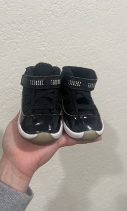 RETRO 11 AIR JORDAN SPACE JAMS