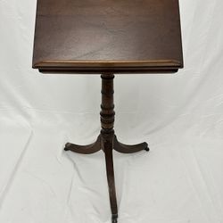 RARE! EARLY 19th CENTURY ENGLISH MAHOGANY GEORGE III BOOKSTAND / LECTERN ON BRASS WHEELS!