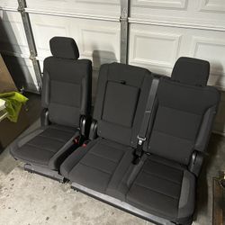 2022-2025 Tahoe, Yukon Suburban 2nd Row Bench 