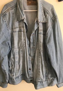 Rugged denim jean jacket