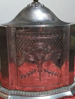 Godinger silver Artist ( GSA ) silverplated Humidor 8.5x 6x7.75" (1991)