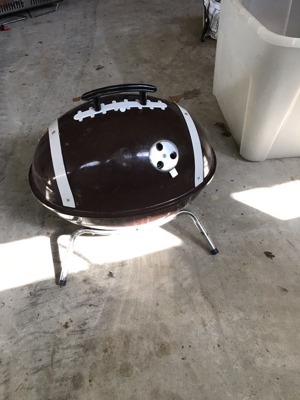 Tailgate football grill for Sale in Flowery Branch, GA OfferUp