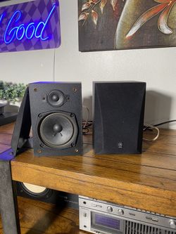 Vintage 90s Yamaha NS-A16 Front Bookshelf Speakers – Tiny Powerhouses for Your Retro Setup!