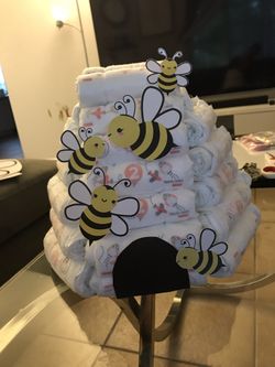 Diaper bee hive