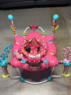 Minnie Mouse baby bouncer