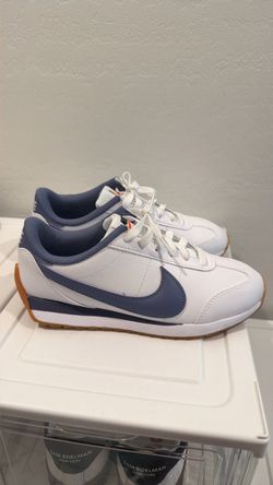 Nike Low-Top Sneakers White and Blue