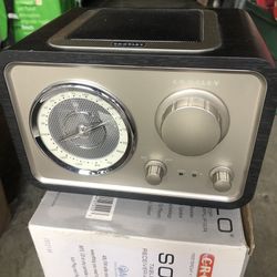 Rare Solo Tabletop Radio Receiver Amplifier 7" x 6" x 5"