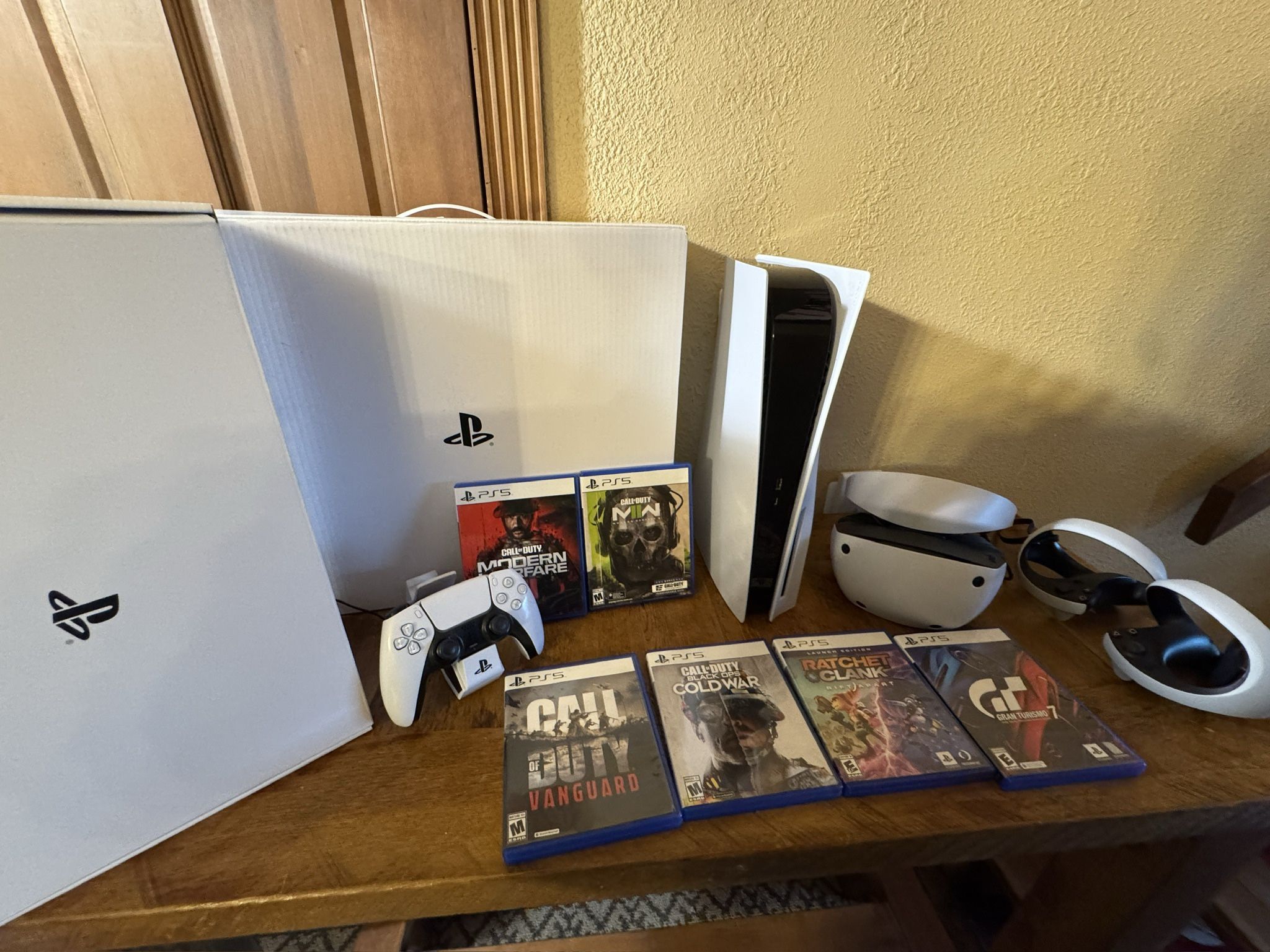 PlayStation 5 With VR + 6 Games