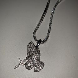 GLD Moissanite Diamond prayers Hands & Cross 