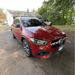 2021 Mercedes-Benz GLA 250