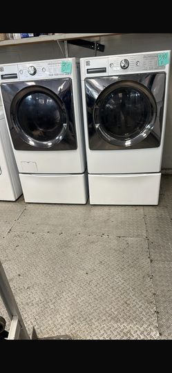 Kenmore Front load Washer and Electric Dryer Set