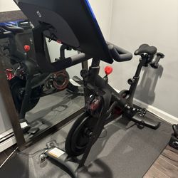 Peloton Bike (2022 Model)
