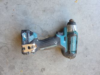 Makita DT03 12v impact driver