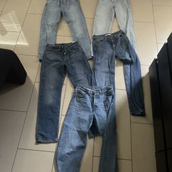 Lot Of Levi Jeans 