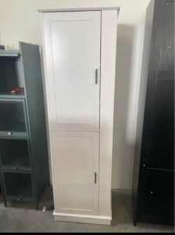Minor Crack in the Back Assembled New Bathroom Storage Cabinet with 2 Doors and Hook Wooden Storage