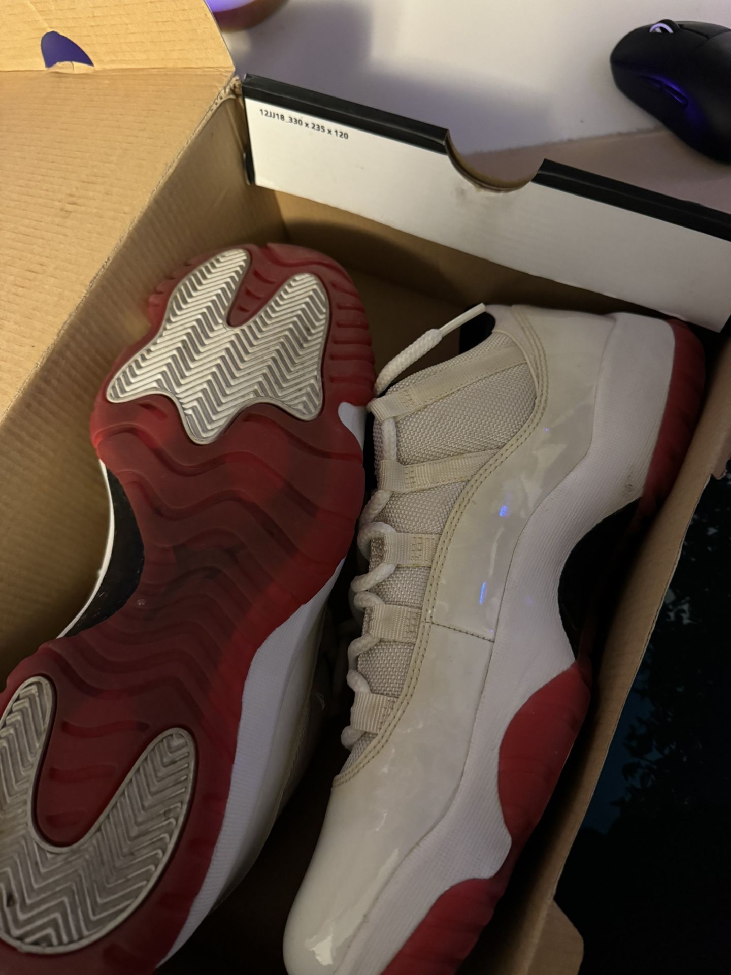 Jordan 11 Retro Low White Red (2012) size 10